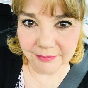 Meet your Posher, Gina